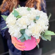 Шляпная коробка Белый танец